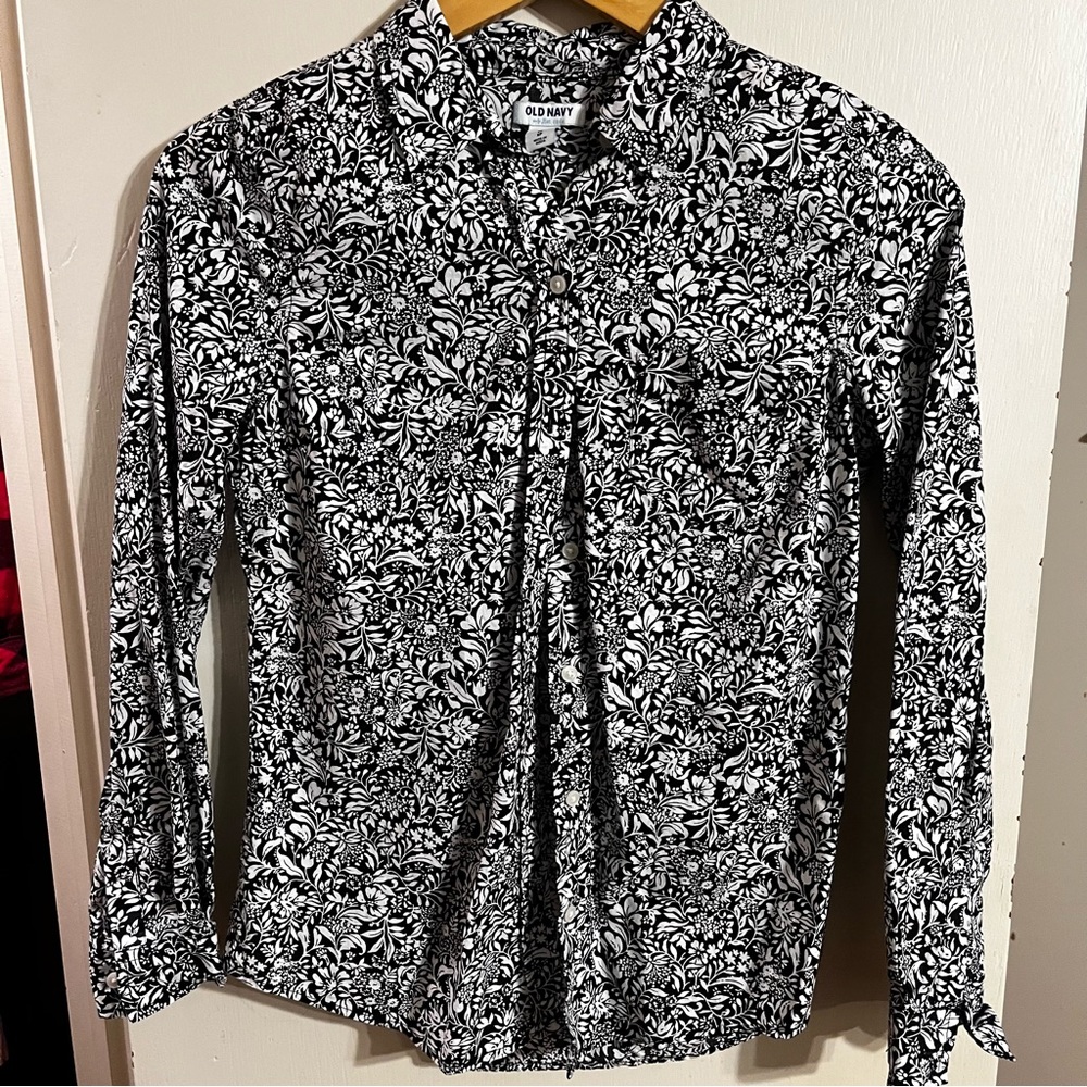 Old Navy button up blouse